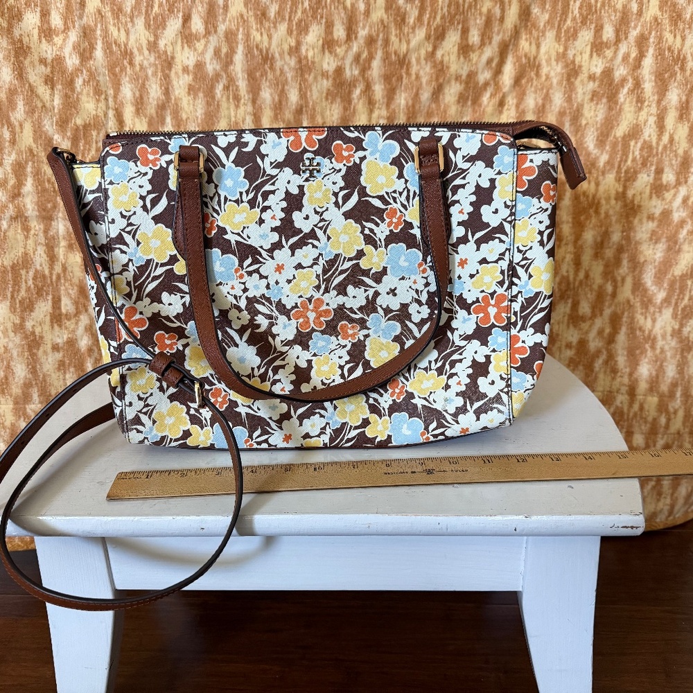 Beautiful Tory Burch Handbag